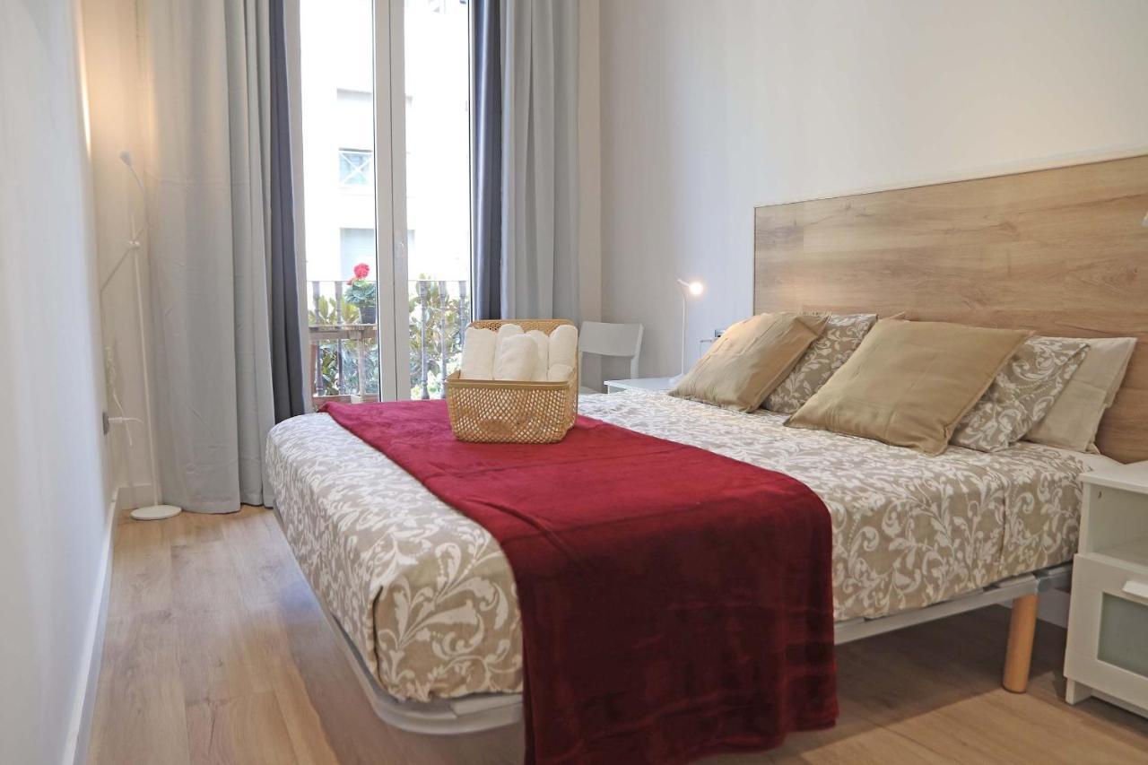 Hostal Gracia Barselona Dış mekan fotoğraf
